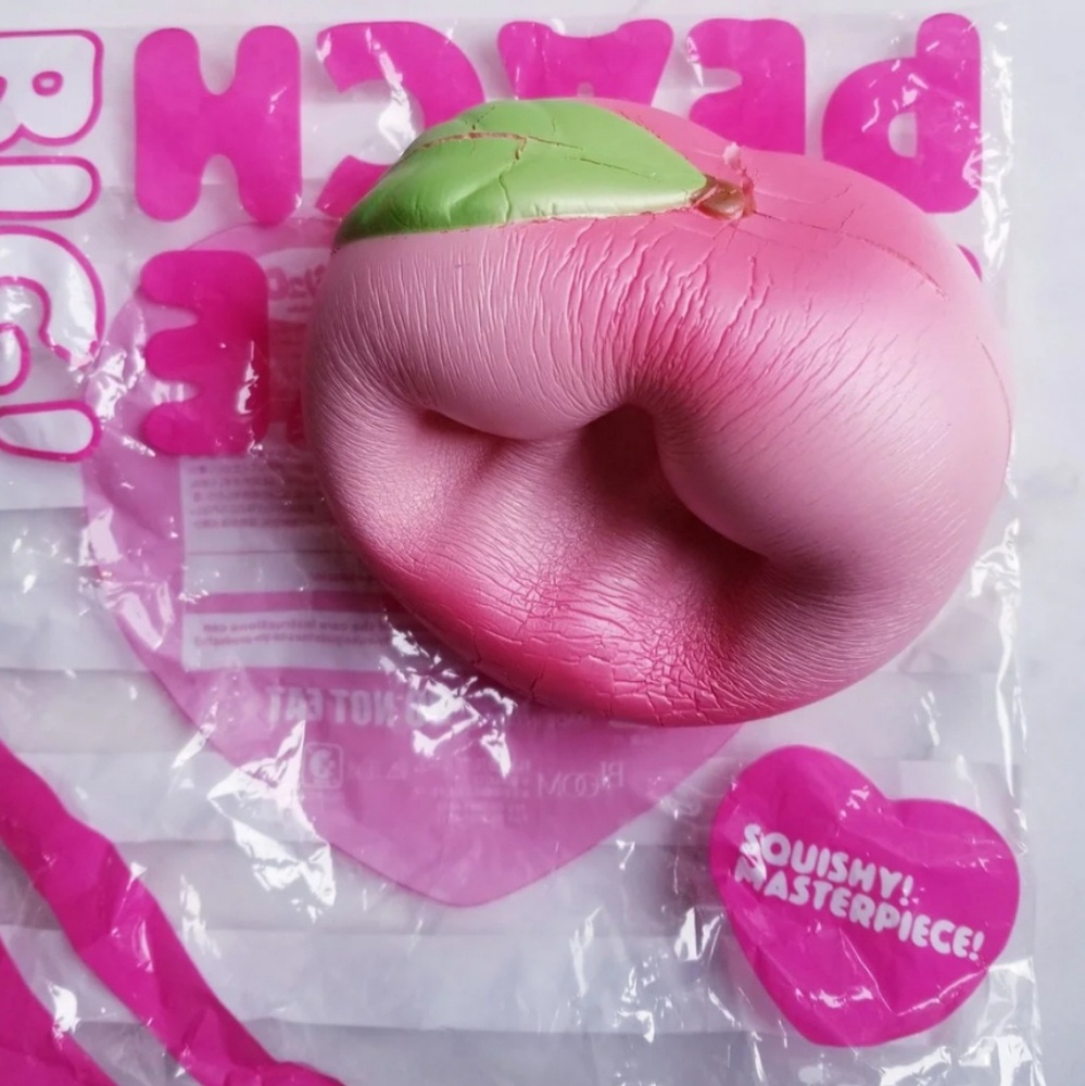 Ibloom Peach Jumbo Squishy